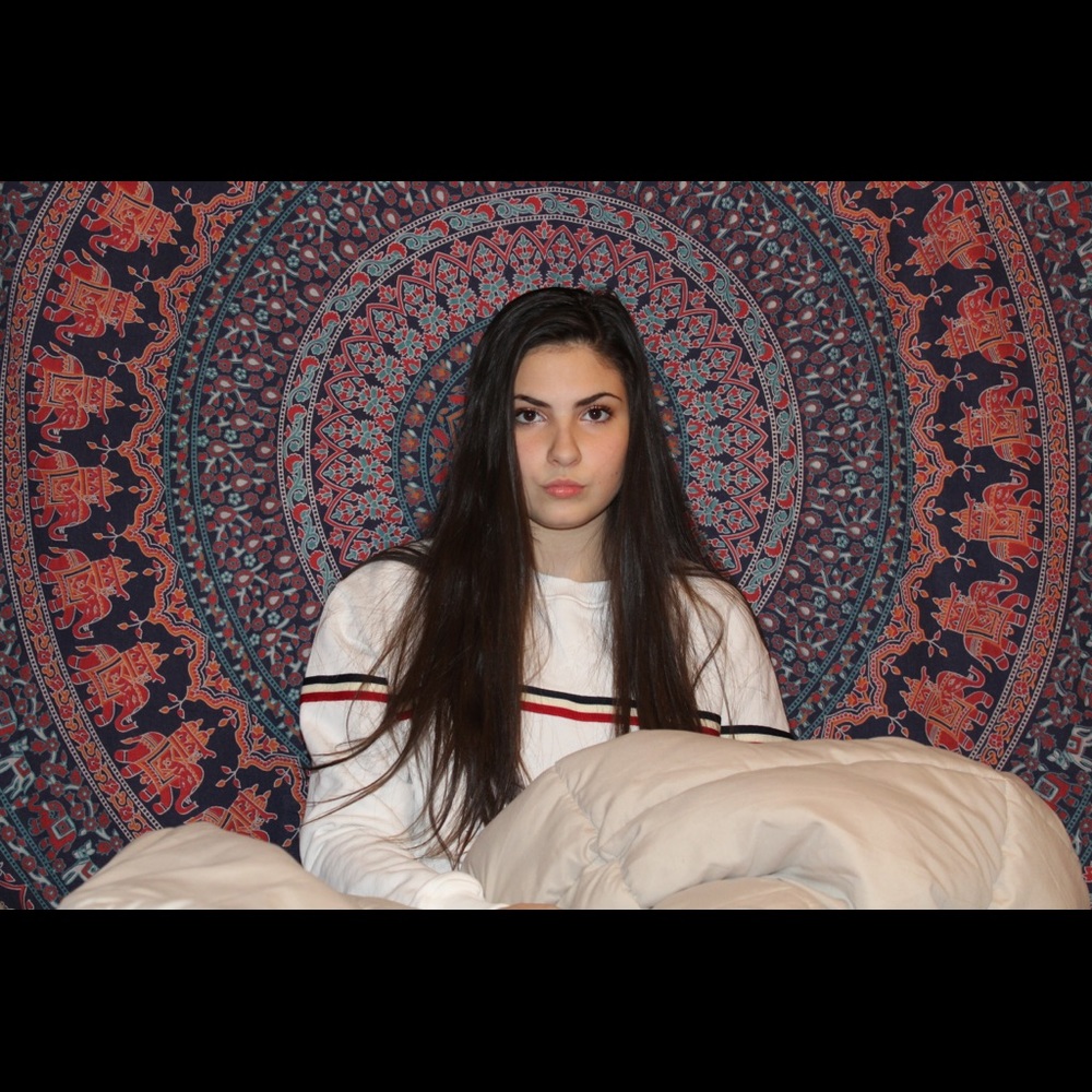 Meet your Posher, Olivia